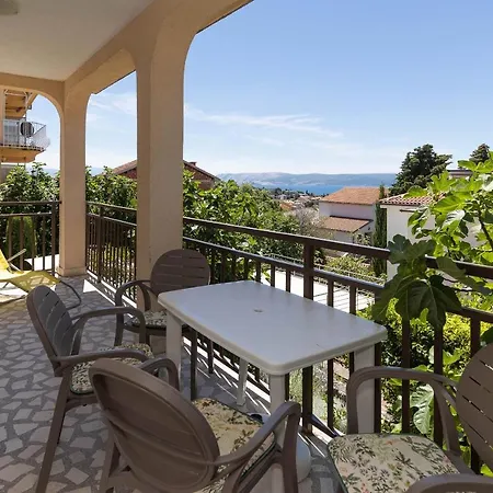 Apartments Nada Selce Exterior photo
