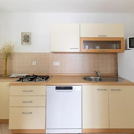 Apartments Nada Selce Exterior photo