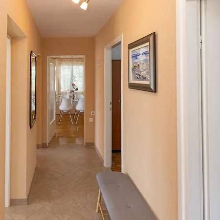 Apartments Nada Selce Exterior photo