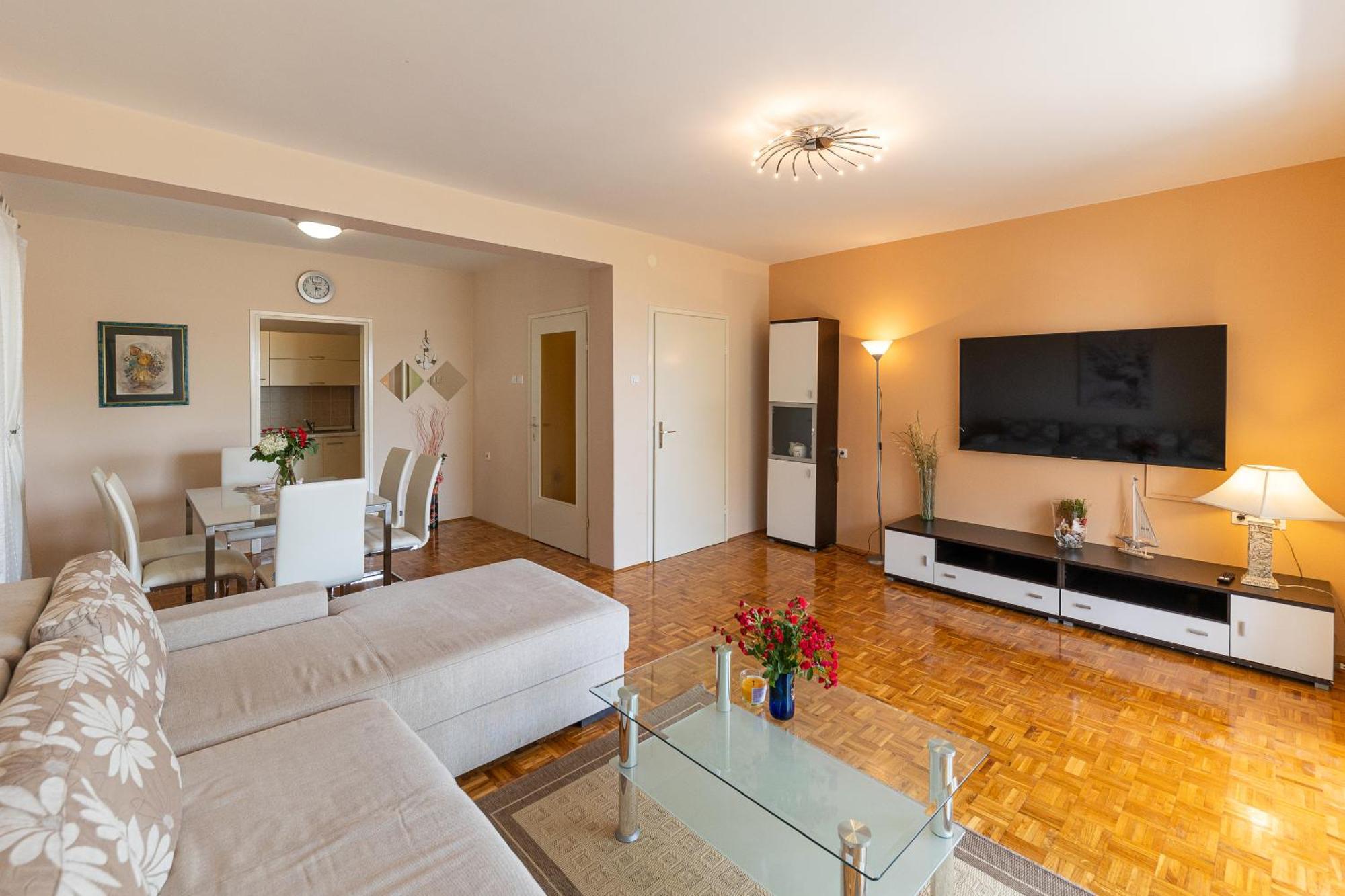 Apartment Nada *