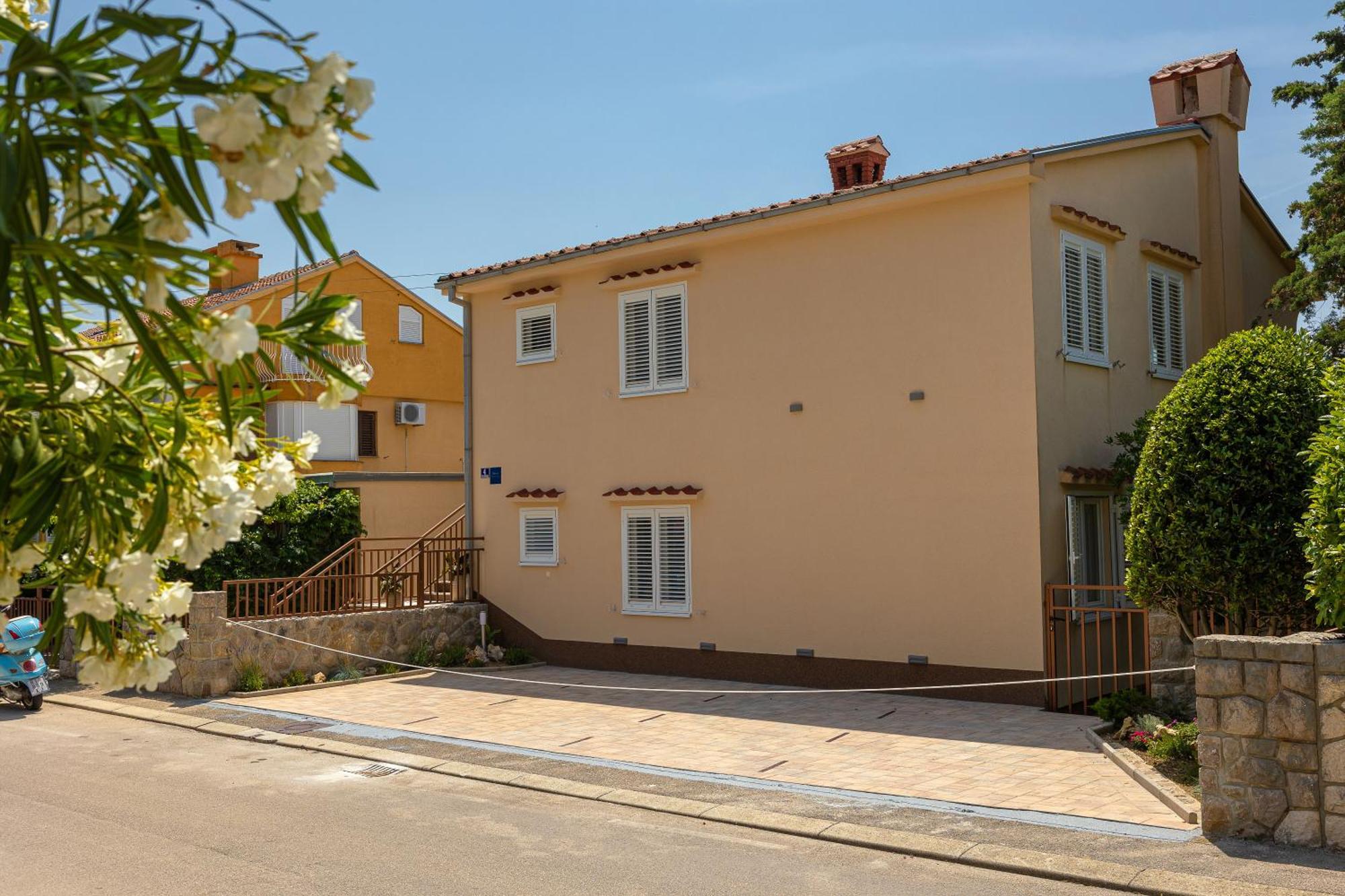 Nada Apartment