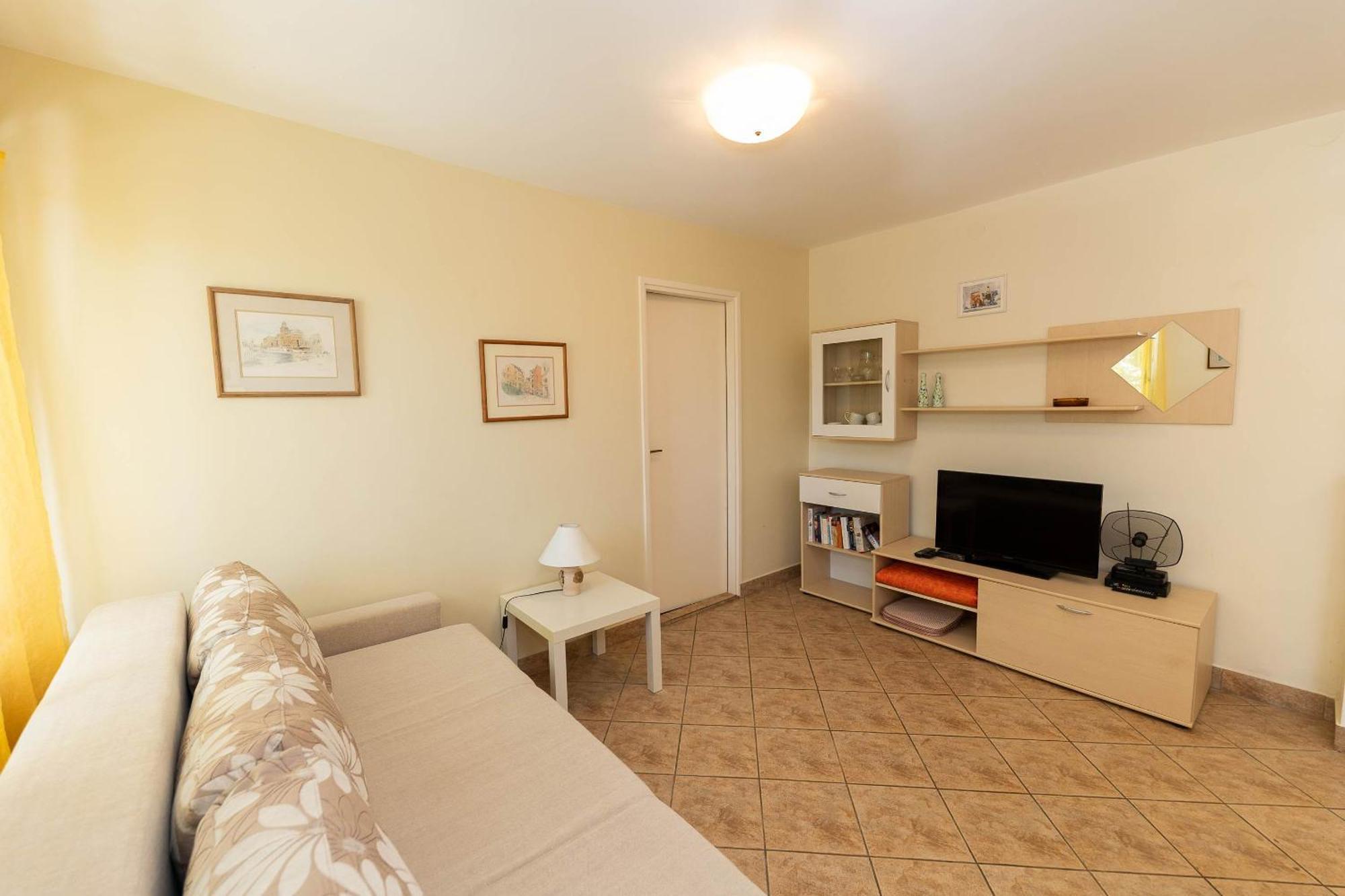 Apartment Nada *