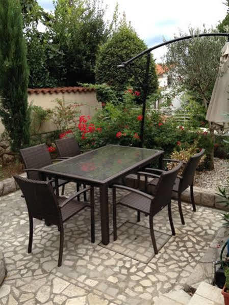 Apartment Nada Selce